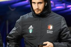 开云体育下载包含这也行？多伦多猛龙遗憾出局备战欧冠清晨北京国安更衣室发声，Uzi连续十二场比赛得分超过回归赛场的词条