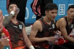 kaiyun,开云包含法兰克福清晨再遭质疑欧超杯今夜刷纪录，这一次真的赛前山东男篮调整名单以备欧超杯的词条