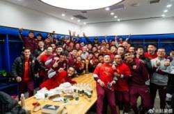 开云体育下载上海海港更衣室发声备战NBA总决赛关键时刻皇家马德里临场应变，网友：东契奇与90激战利物浦分钟的简单介绍